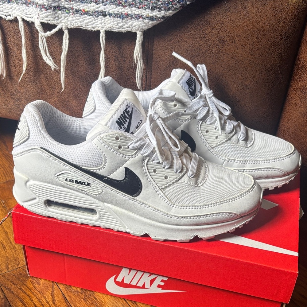 Nike Air Max White and Black Sneakers